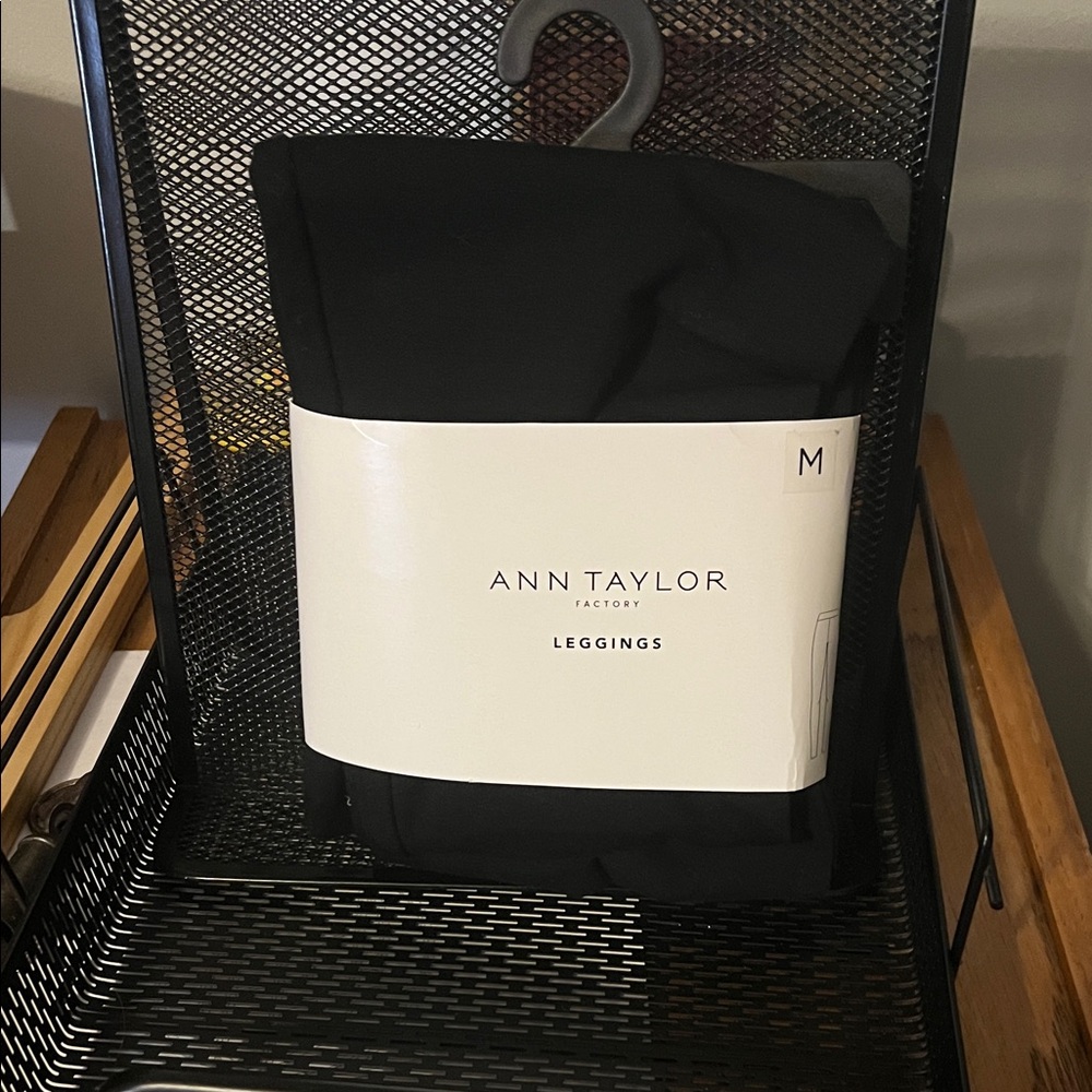 Ann Taylor Classic Black Leggings